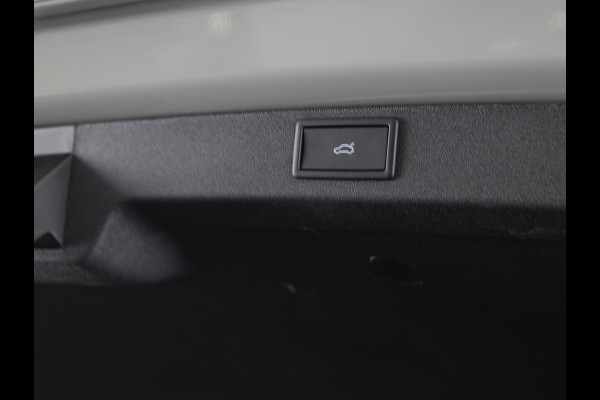 Škoda Enyaq 85 Sportline 286pk | Light Band | Canton Sound | Head up | Panoramadak | 21 inch black |