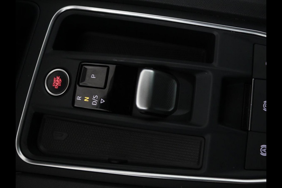 Seat Leon 1.4 TSI e-Hybrid PHEV FR | Stoel & stuurverwarming | Adaptive cruise | Carplay | Park Assist | Navigatie | Sfeerverlichting | Full LED