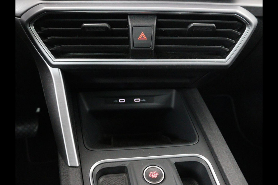 Seat Leon 1.4 TSI e-Hybrid PHEV FR | Stoel & stuurverwarming | Adaptive cruise | Carplay | Park Assist | Navigatie | Sfeerverlichting | Full LED