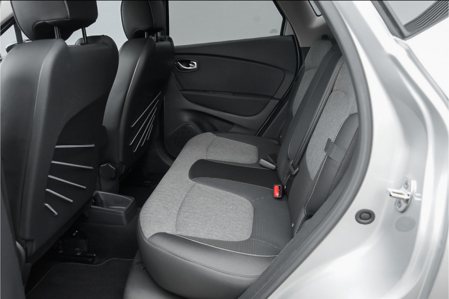 Renault Captur 1.3 TCe Intens 150PK Automaat Navi Trekhaak Cruise