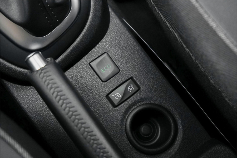 Renault Captur 1.3 TCe Intens 150PK Automaat Navi Trekhaak Cruise