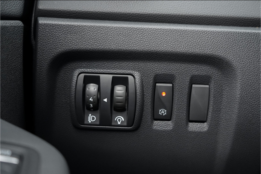 Renault Captur 1.3 TCe Intens 150PK Automaat Navi Trekhaak Cruise