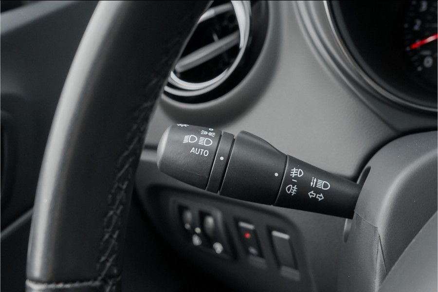 Renault Captur 1.3 TCe Intens 150PK Automaat Navi Trekhaak Cruise