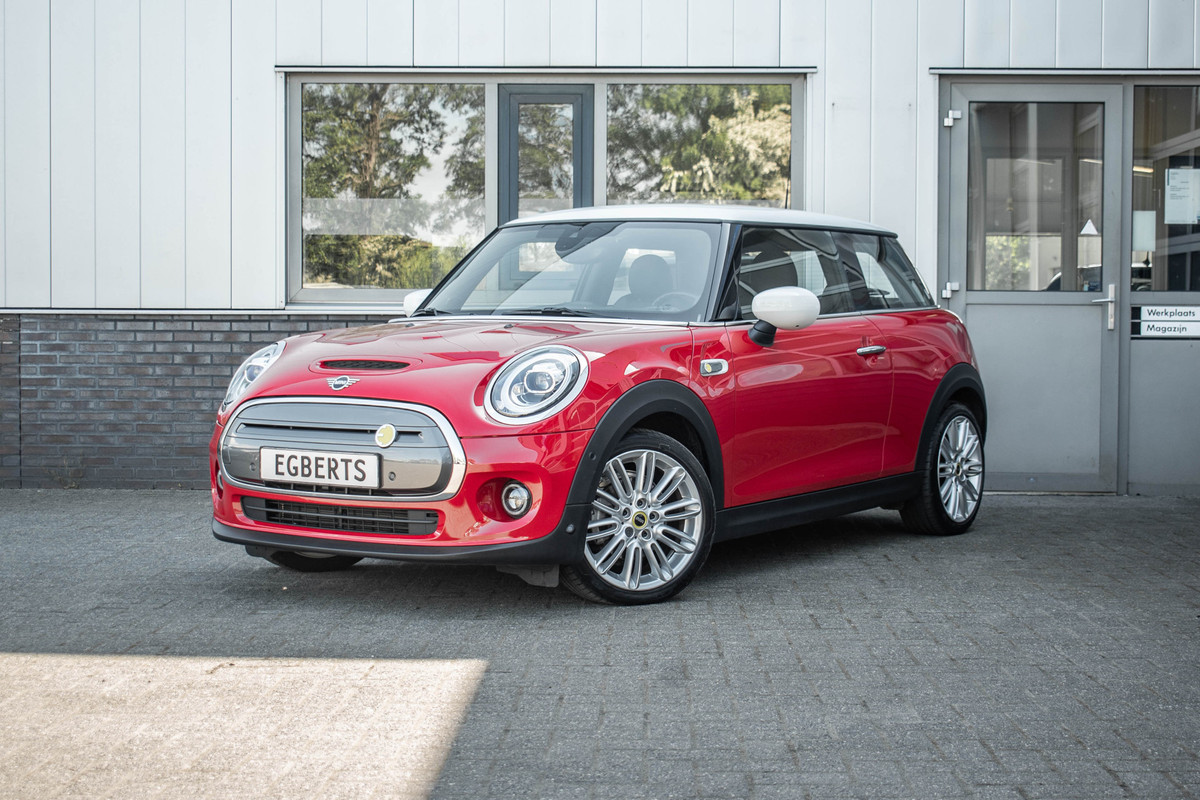 MINI Mini Electric Yours 33 kWh Harman Kardon MINI Mini Electric Yours 33 kWh Harman Kardon