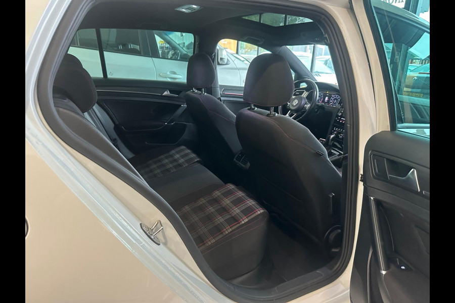 Volkswagen Golf 2.0 TSI GTI Performance PANORAMA DAK