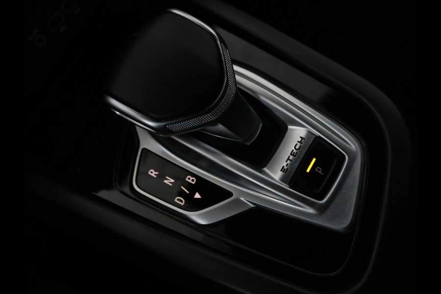 Renault Arkana 1.6 E-Tech Hybrid 145 R.S. Line | Leder/Alcantara | Stoel & stuurverwarming | Adaptive cruise | Camera | BOSE Sound | Carplay | Sfeerverlichting | Full LED | Keyless | Navigatie | Climate control