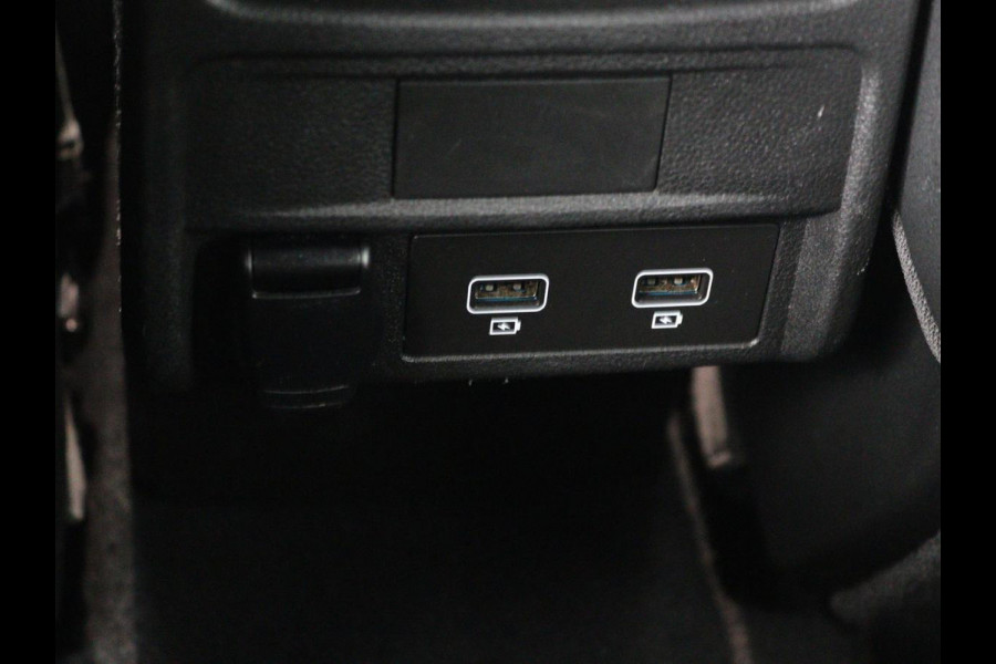 Renault Arkana 1.6 E-Tech Hybrid 145 R.S. Line | Leder/Alcantara | Stoel & stuurverwarming | Adaptive cruise | Camera | BOSE Sound | Carplay | Sfeerverlichting | Full LED | Keyless | Navigatie | Climate control