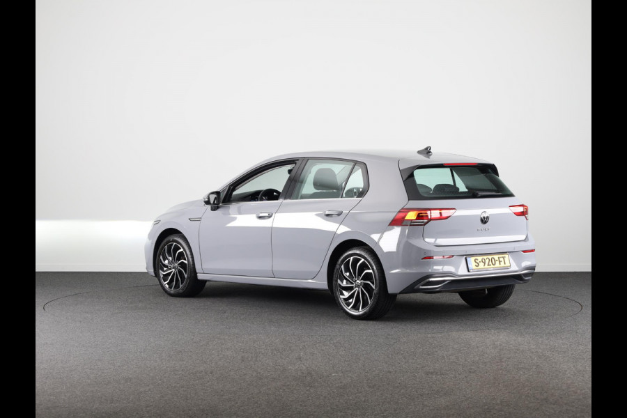 Volkswagen Golf 1.5 TSI Style 130 PK | Navigatie | Parkeersensoren | Led