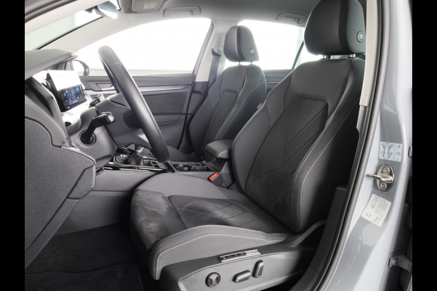 Volkswagen Golf 1.5 TSI Style 130 PK | Navigatie | Parkeersensoren | Led