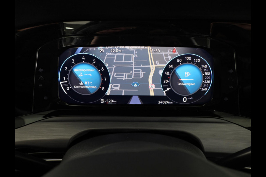 Volkswagen Golf 1.5 TSI Style 130 PK | Navigatie | Parkeersensoren | Led