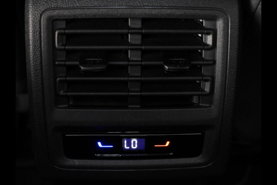 Volkswagen Golf 1.5 TSI Style 130 PK | Navigatie | Parkeersensoren | Led