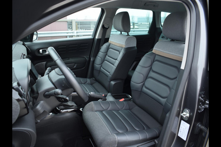 Citroën C3 Aircross 1.2 PureTech Shine Navigatie | Achteruitrijcamera | Android auto / Apple Carplay | Cruise Control