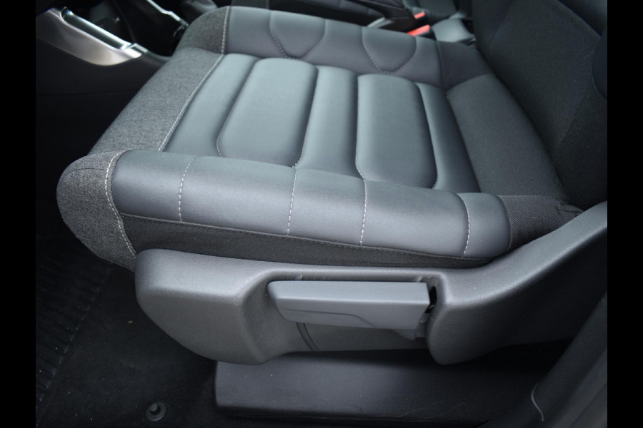 Citroën C3 Aircross 1.2 PureTech Shine Navigatie | Achteruitrijcamera | Android auto / Apple Carplay | Cruise Control