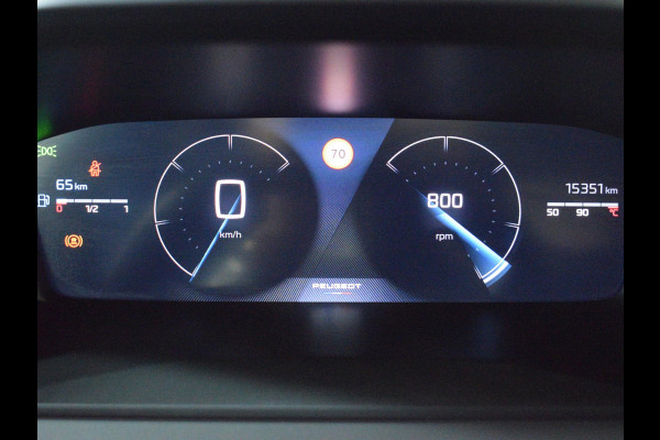 Peugeot 2008 1.2 PureTech 100 Allure NAVIGATIE | CARPLAY | E.C.C. | ACHTERUITRIJCAMERA MET SENSOREN | 15.350km