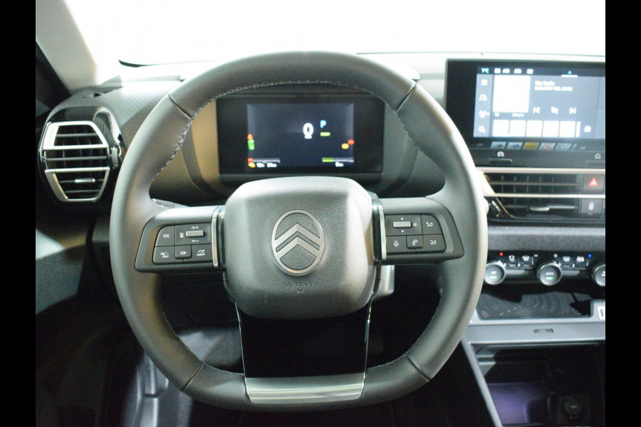 Citroën Ë-C4 Max 156pk Extended range 54 kWh Citroen Ë-C4 Max 54 kWh NAVIGATIE | CARPLAY | ACHTERUITRIJCAMERA MET SENSOREN | E.C.C. | STOELVERWARMING |