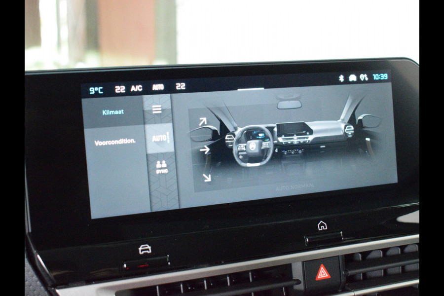 Citroën Ë-C4 Max 156pk Extended range 54 kWh Citroen Ë-C4 Max 54 kWh NAVIGATIE | CARPLAY | ACHTERUITRIJCAMERA MET SENSOREN | E.C.C. | STOELVERWARMING |