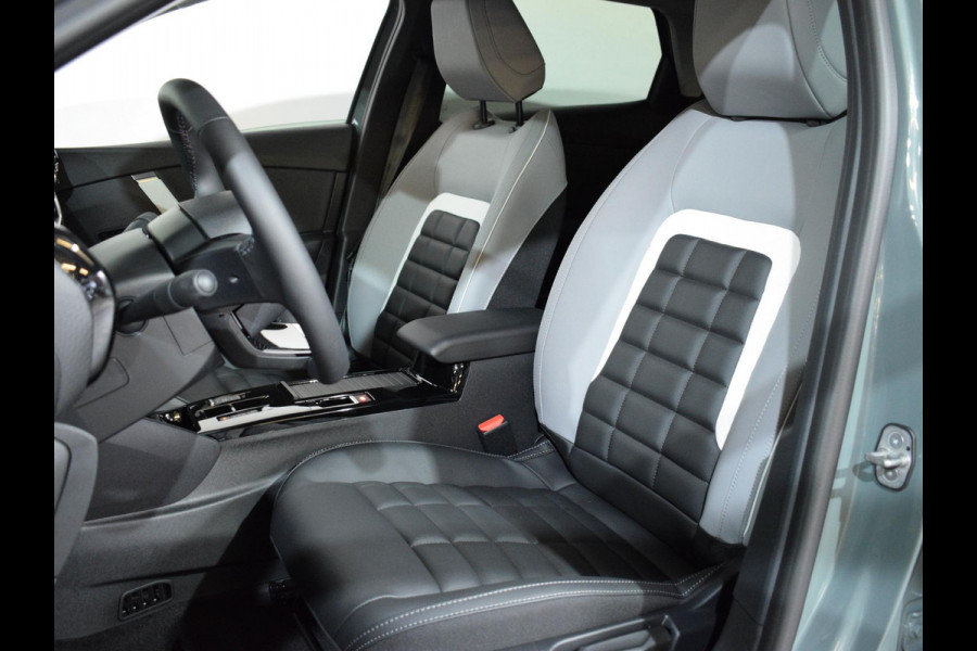 Citroën Ë-C4 Max 156pk Extended range 54 kWh Citroen Ë-C4 Max 54 kWh NAVIGATIE | CARPLAY | ACHTERUITRIJCAMERA MET SENSOREN | E.C.C. | STOELVERWARMING |