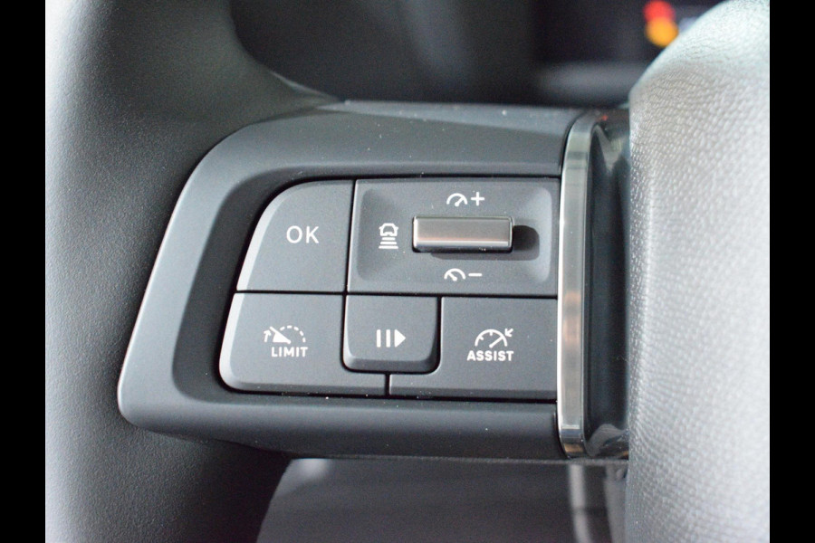Citroën Ë-C4 Max 156pk Extended range 54 kWh Citroen Ë-C4 Max 54 kWh NAVIGATIE | CARPLAY | ACHTERUITRIJCAMERA MET SENSOREN | E.C.C. | STOELVERWARMING |