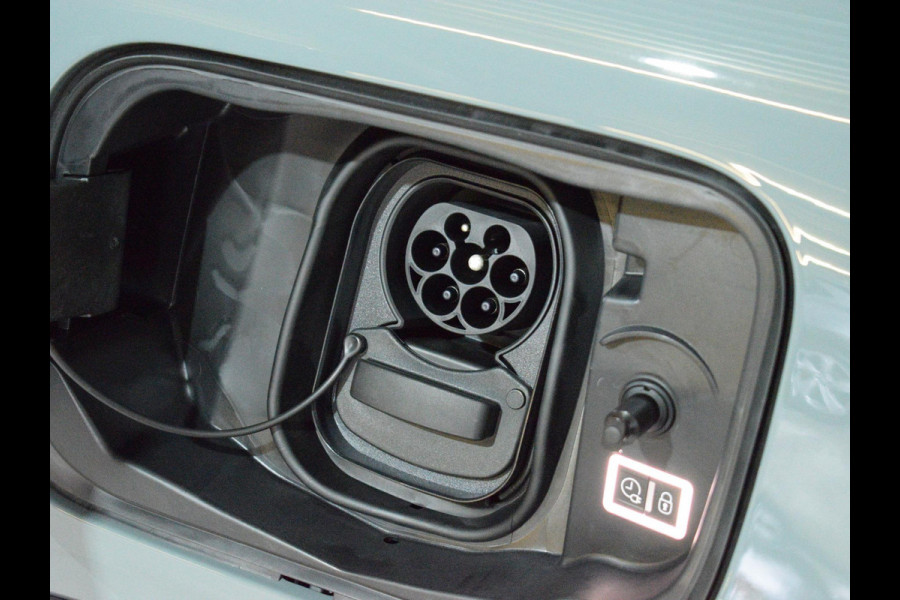 Citroën Ë-C4 Max 156pk Extended range 54 kWh Citroen Ë-C4 Max 54 kWh NAVIGATIE | CARPLAY | ACHTERUITRIJCAMERA MET SENSOREN | E.C.C. | STOELVERWARMING |