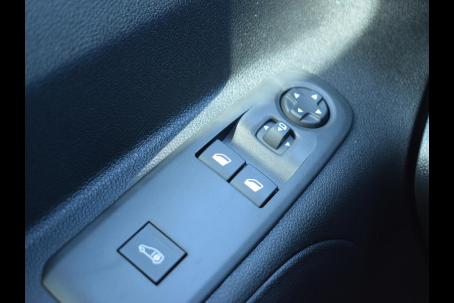 Opel Combo L2 130PK Automaat | Carplay | Camera | Betimmering