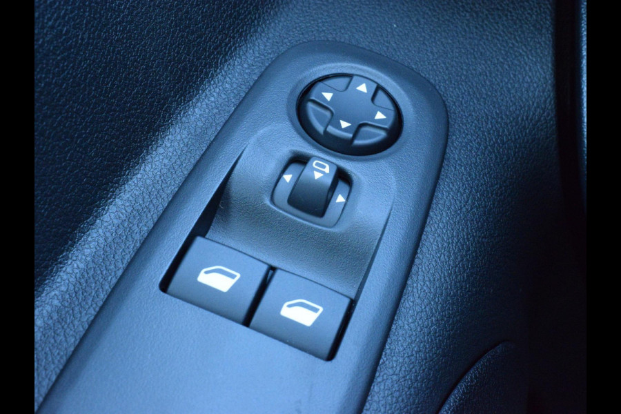 Peugeot Partner L1 130PK Automaat | CAMERA + SENSOREN | BETIMMERING |