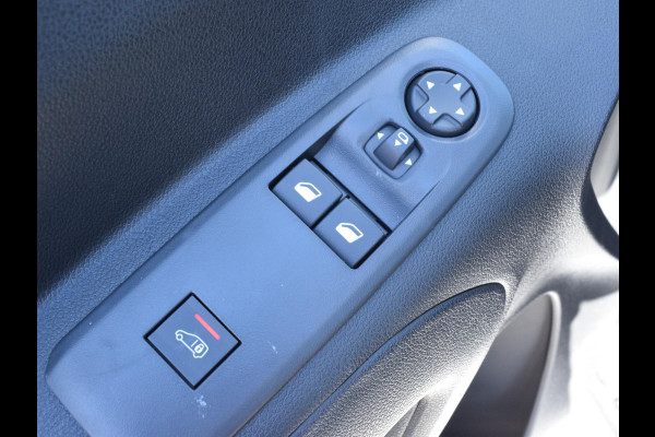 Peugeot e-Partner L1 136PK | 8 jaar garantie | camera | Climate control | Apple Carplay | rijklaarprijs