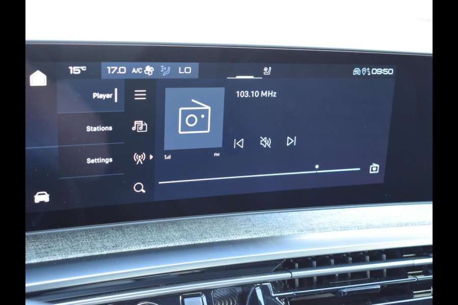 Peugeot E-3008 GT Avantage 73 kWh WARMTEPOMP | 360 CAMERA MET SENSOREN | NAVIGATIE / CARPLAY | UIT VOORRAAD LEVERBAAR