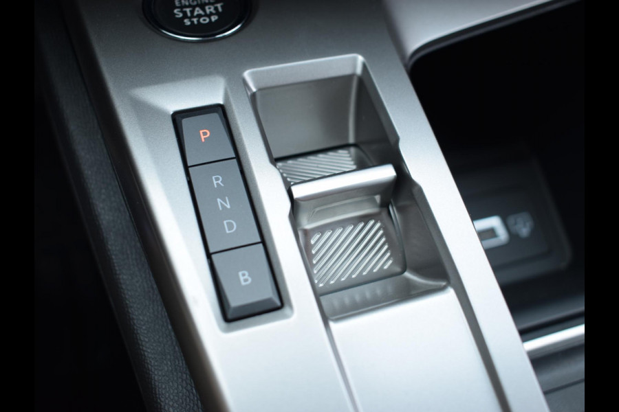 Peugeot 308 SW 1.6 Plug-in Hybrid 180 Active Pack Business ADAPTIEVE CRUISECONTROL | NAVI & CARPLAY | PARKEERSENSOREN |