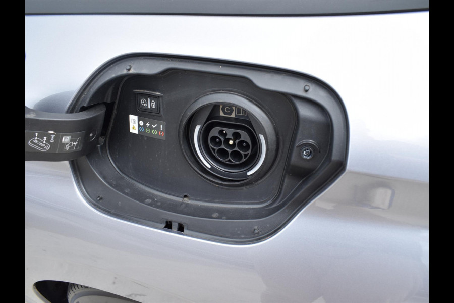 Peugeot 308 SW 1.6 Plug-in Hybrid 180 Active Pack Business ADAPTIEVE CRUISECONTROL | NAVI & CARPLAY | PARKEERSENSOREN |