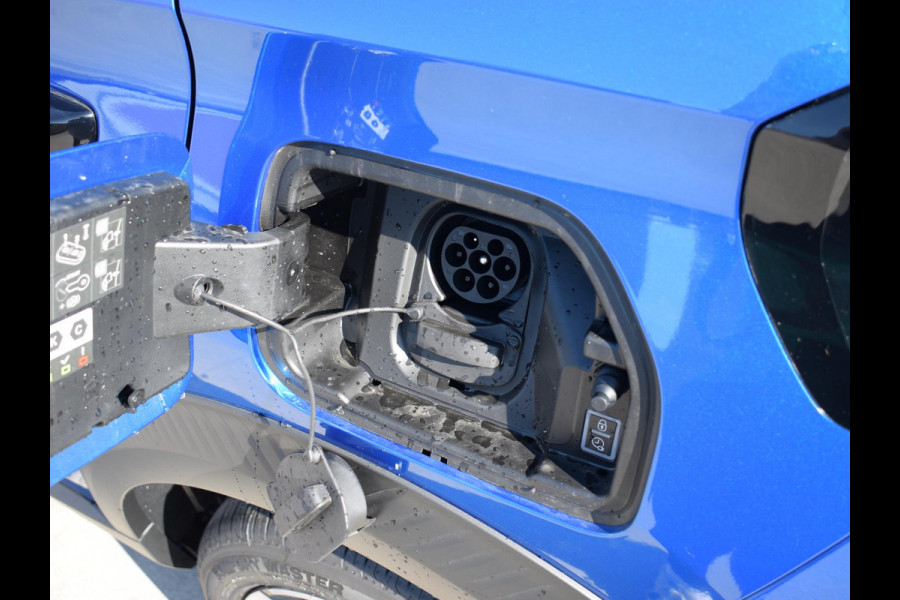 Citroën ë-C3 Max 113pk 44 kWh | 3 FASE | ACHTERUITRIJCAMERA MET SENSOREN | NAVIGATIE | CARPLAY | UIT VOORRAAD LEVERBAAR MET € 1.689,- KORTING!