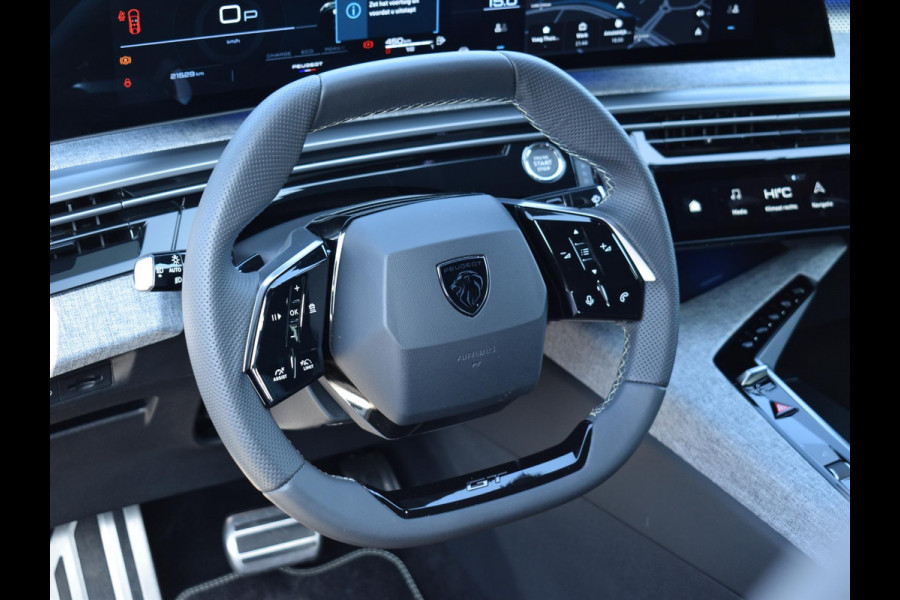 Peugeot 3008 1.2 Hybrid 136 GT 360° CAMERA | ELEKTRISCHE ACHTERKLEP | ALCANTARA | NAVI & CARPLAY |