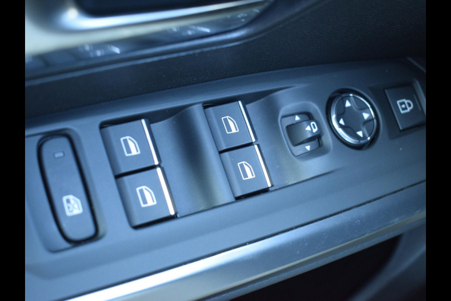Peugeot 3008 1.2 Hybrid 136 GT 360° CAMERA | ELEKTRISCHE ACHTERKLEP | ALCANTARA | NAVI & CARPLAY |