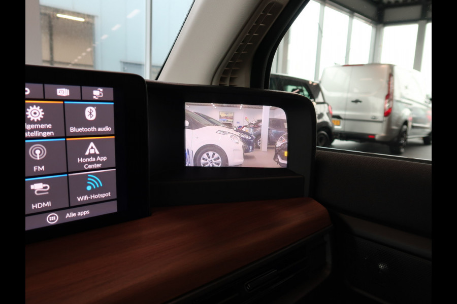 Honda E Advance 17" PANODAK/360CAMERA/CARPLAY/WINTERPACK/KEYLESS