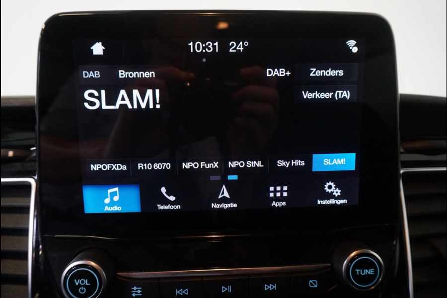 Ford Transit Custom 300 2.0 TDCI 130 pk Automaat Dubbele Cabine LIMITED! L2 | Navigatie | Airco | Bluetooth | 5-Zits | Trekhaak | DAB+