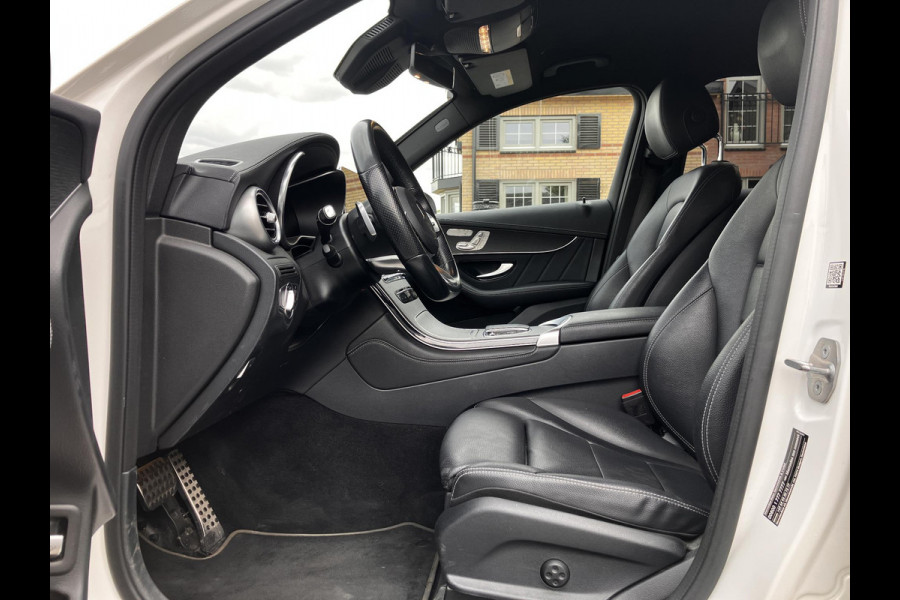 Mercedes-Benz GLC 300e 4MATIC AMG | MBUX | Trekhaak | Leder