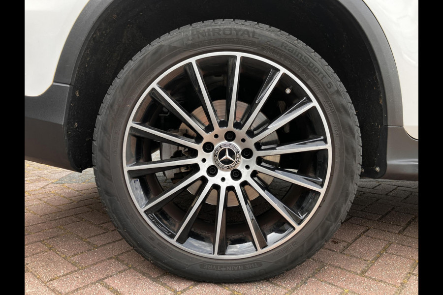 Mercedes-Benz GLC 300e 4MATIC AMG | MBUX | Trekhaak | Leder