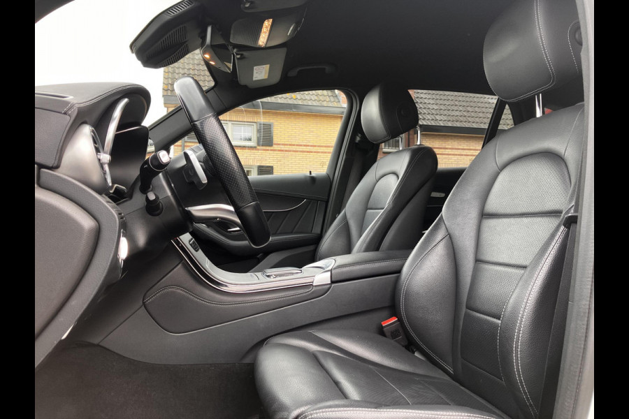 Mercedes-Benz GLC 300e 4MATIC AMG | MBUX | Trekhaak | Leder