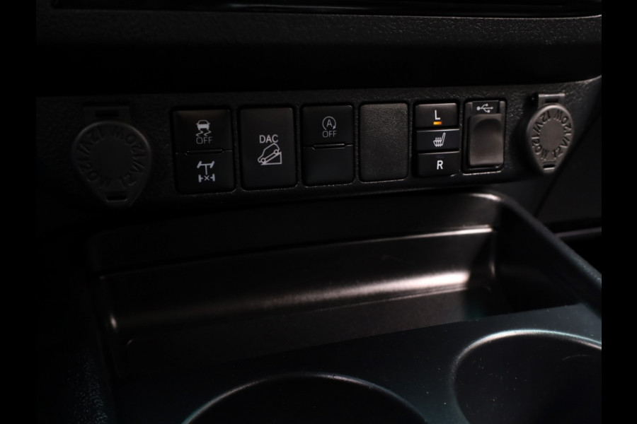 Toyota Hilux 2.8 D-4D XtraCab Professional Premium | Automaat | 3500 KG Trekg