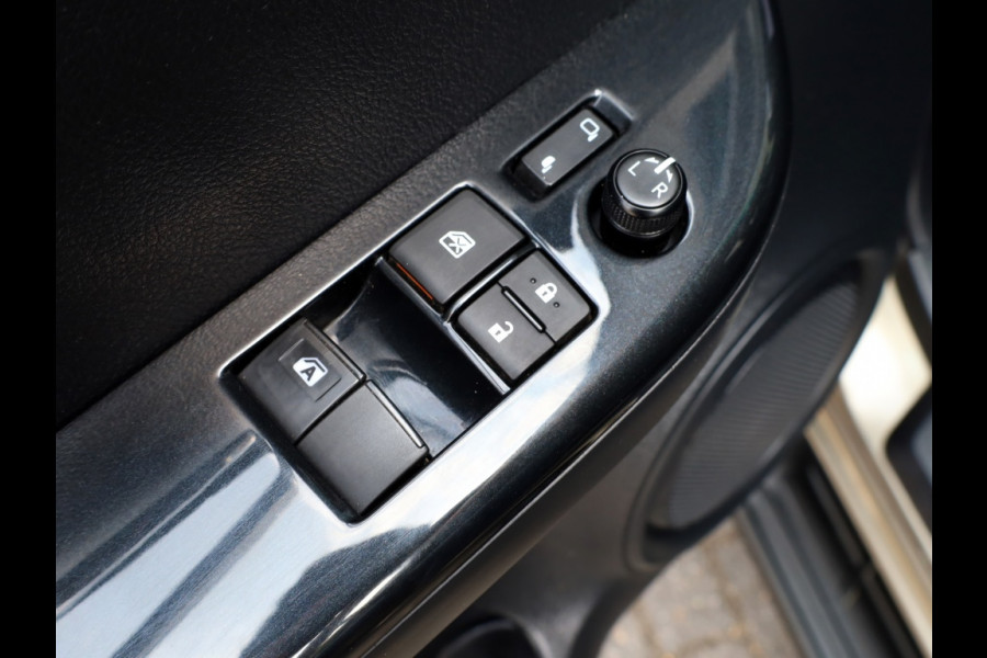 Toyota Hilux 2.8 D-4D XtraCab Professional Premium | Automaat | 3500 KG Trekg