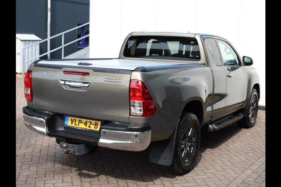Toyota Hilux 2.8 D-4D XtraCab Professional Premium | Automaat | 3500 KG Trekg