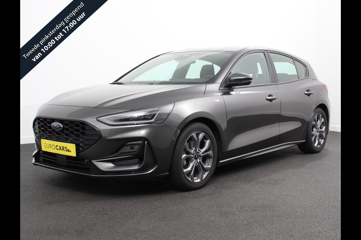 Ford Focus 1.0 125 PK Hybrid ST Line Navigatie Climate Control Led Dab Camera Parkeer sensoren Cruise Control Lichtmetalen velgen Ford Focus 1.0 125 PK Hybrid ST Line Navigatie Climate Control Led Dab Camera Parkeer sensoren Cruise Control Lichtmetalen velgen