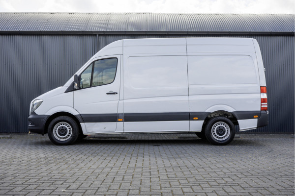 Mercedes-Benz Sprinter 311 CDI | L2H2 | Inrichting | Omvormer | Oprijplaat | Camera | Airco | Euro 6