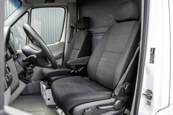 Mercedes-Benz Sprinter 311 CDI | L2H2 | Inrichting | Omvormer | Oprijplaat | Camera | Airco | Euro 6