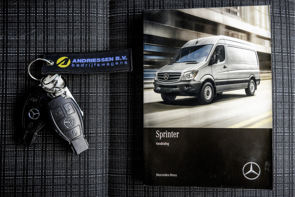 Mercedes-Benz Sprinter 311 CDI | L2H2 | Inrichting | Omvormer | Oprijplaat | Camera | Airco | Euro 6