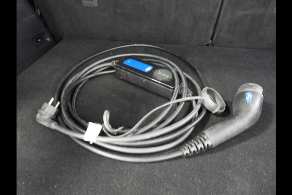 Ford Kuga 2.5 PHEV Plug-In Titanium NAVI/CAMERA/EL.KLEP/17"LMV!