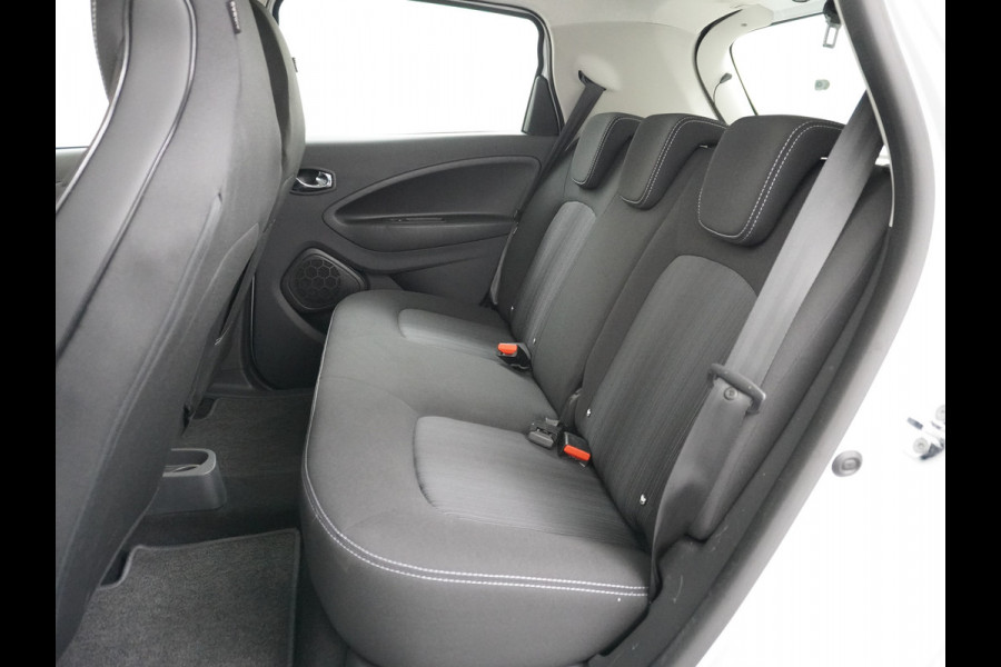 Renault ZOE 110pk R110 EIGEN ACCU 41kWh Limited Navi Ecc Apple Carplay Android Auto Cruise Control Pdc Regen-Lichtsensor Keyless Led Lmv 16" Wifi Bluetooth 3-Fase Laden 1e Eigenaar Keurig onderhouden 34.500 nieuw