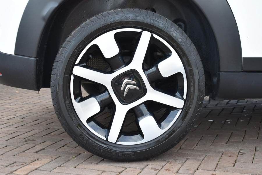 Citroën C4 Cactus 1.2 PureTech 110PK Shine | Pandak | Navi | Camera | Incl. garantie