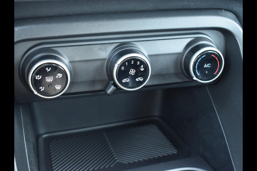 Citroën C3 1.2 Turbo 100pk Plus | CARPLAY | CRUISE CONTROL | PARKEERSENSOREN