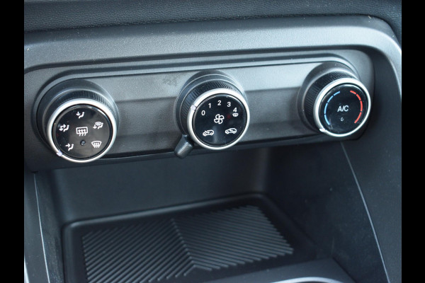 Citroën C3 1.2 Turbo 100pk Plus | CARPLAY | CRUISE CONTROL | PARKEERSENSOREN