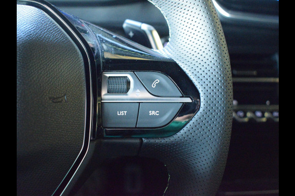 Peugeot 208 1.2 Hybrid 145 e-DCS6 GT | ADAPTIVE CTUISE CONTROL | STOELMASSAGE + VERWARMING | CAMERA V + A | UIT VOORRAAD LEVERBAAR